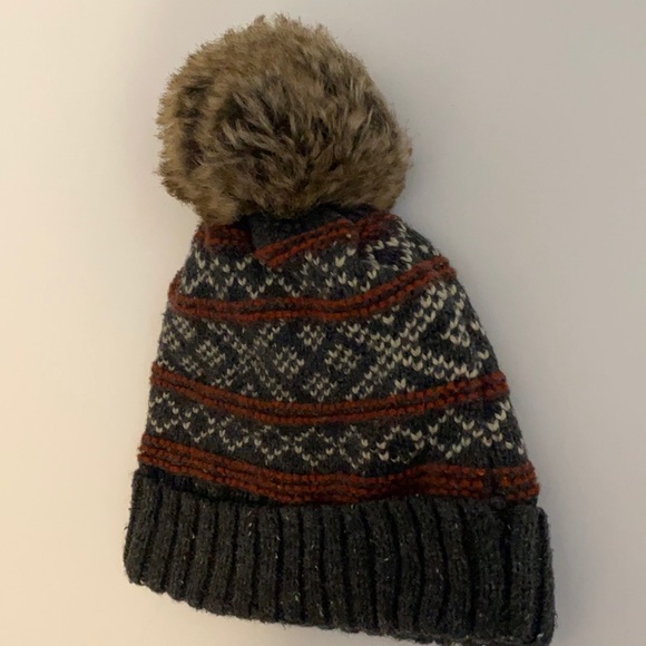 Unisex baby hat- Old Navy- Used - Picture 8 of 9